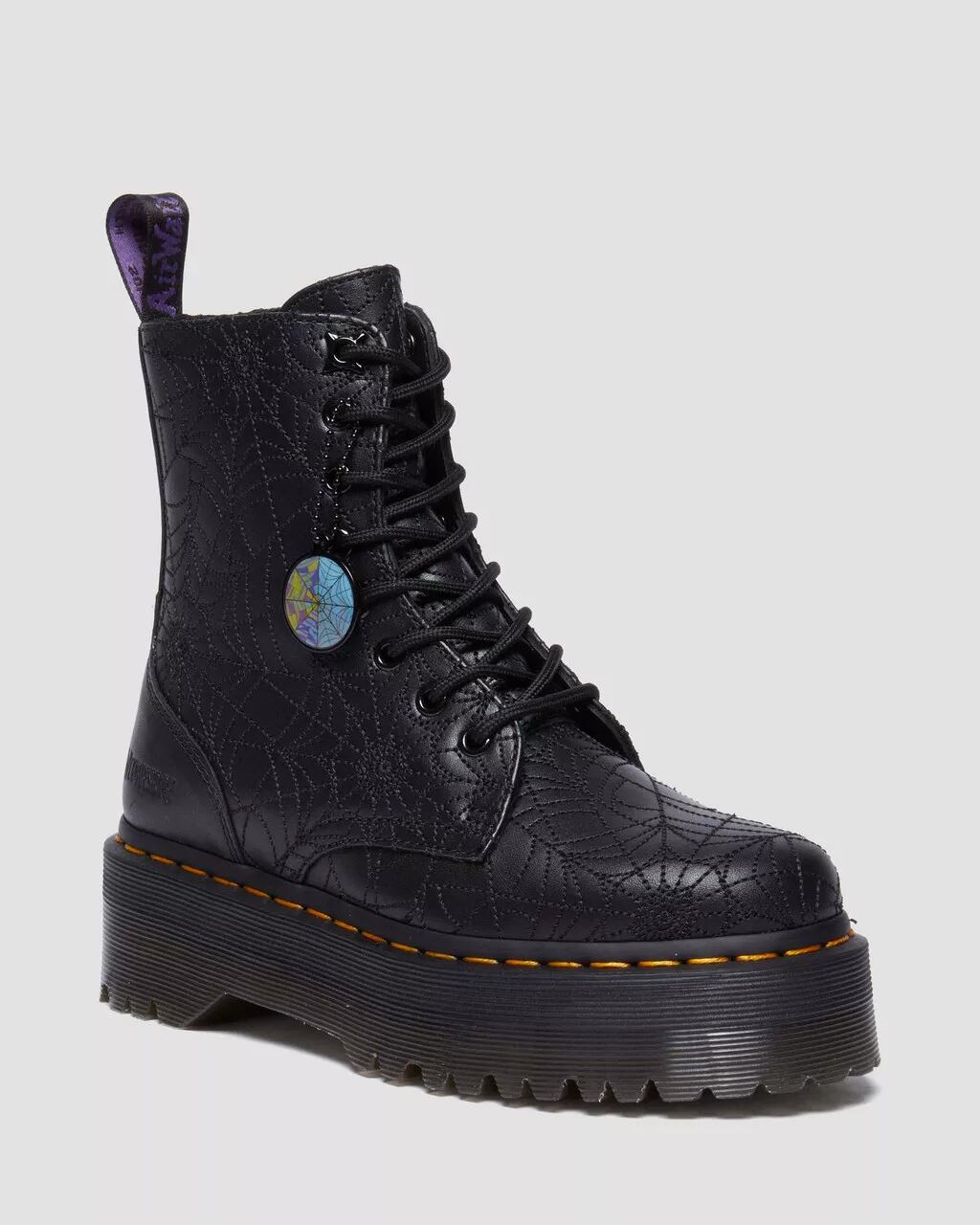 Colección de Dr. Martens y Merlina