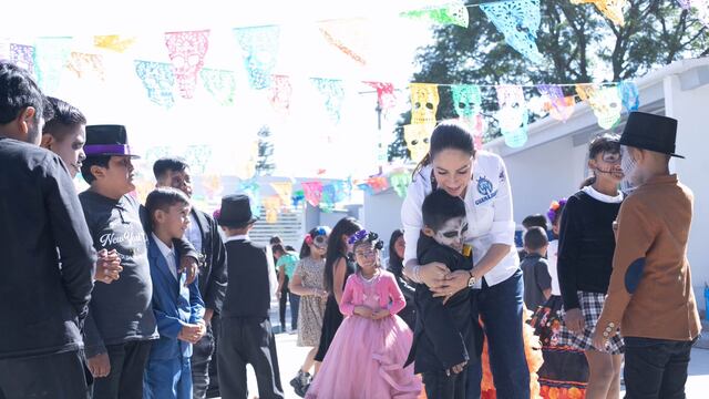 Libia Dennise García entregó obras en Pueblo Nuevo y Huanímaro