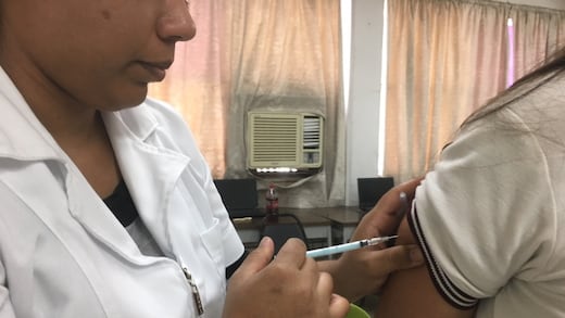 Sanofi dará 10% más de vacunas contra influenza por alta demanda