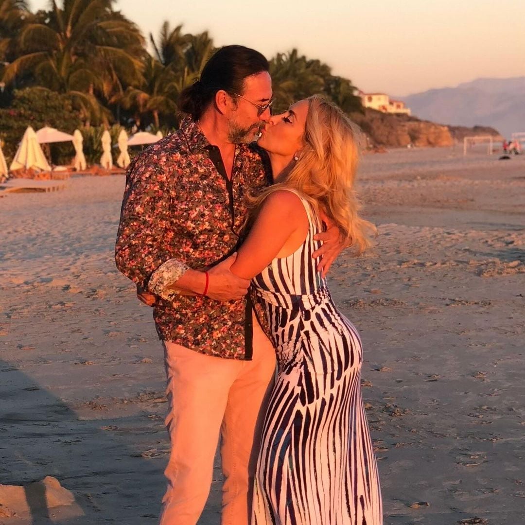 Marco Antonio Solís y Cristian Salas