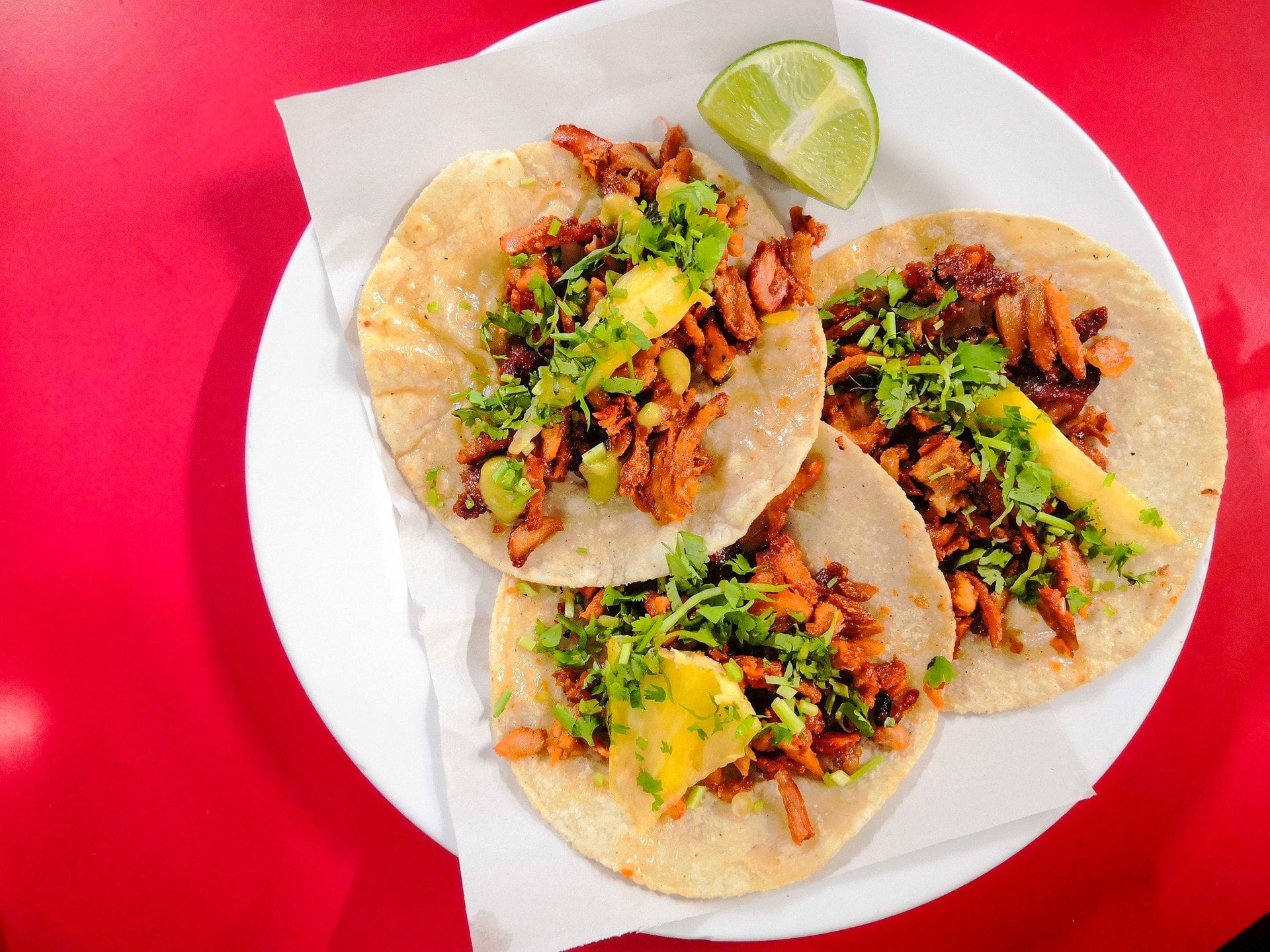 Tacos de carne al pastor