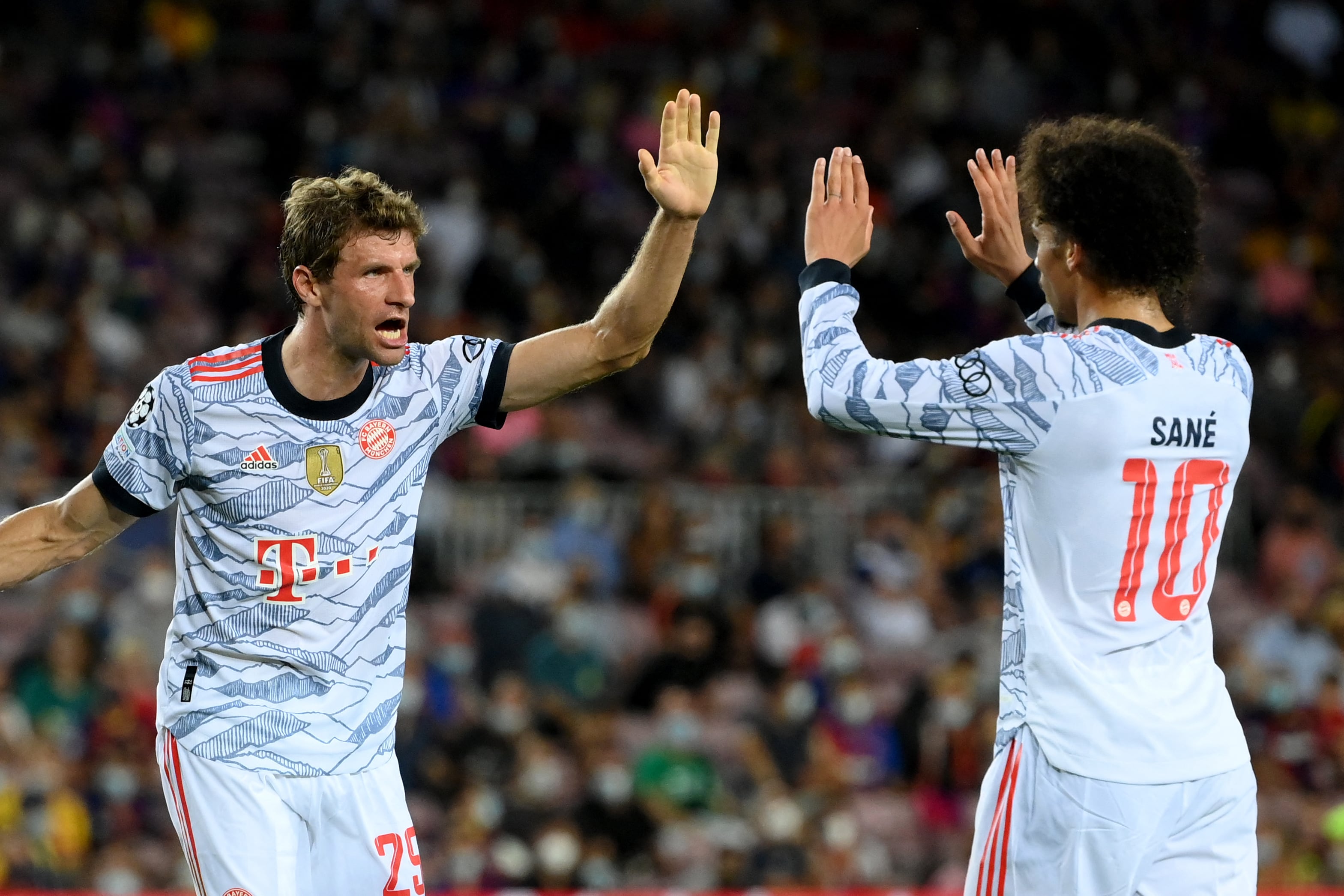 Thomas Müller adelantó al Bayern de Múnich vs el FC Barcelona