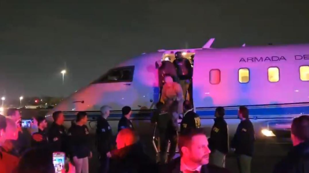 Video de Rafael Caro Quintero llegando a Estados Unidos tras ser extraditado por narcotráfico