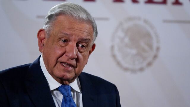 AMLO responde a polémica por foto de Quirino Ordaz y Carlos Salinas de Gortari