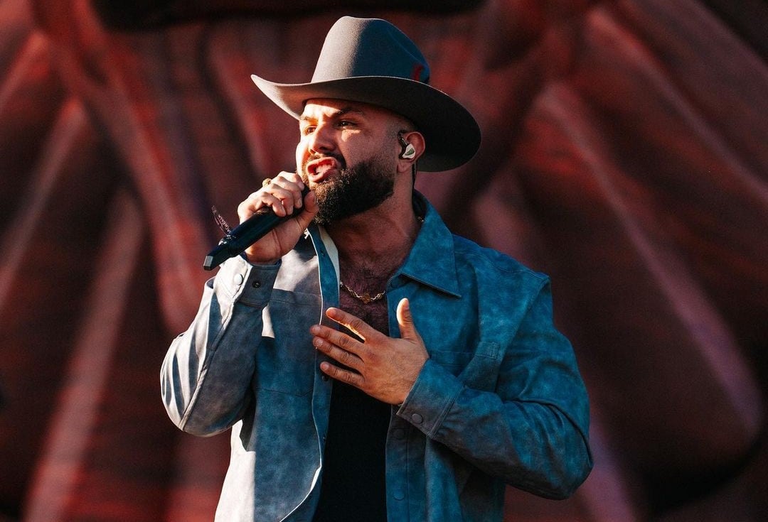 Carín León, cantante