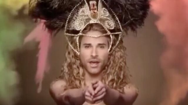 Sebastián Rulli como Shakira