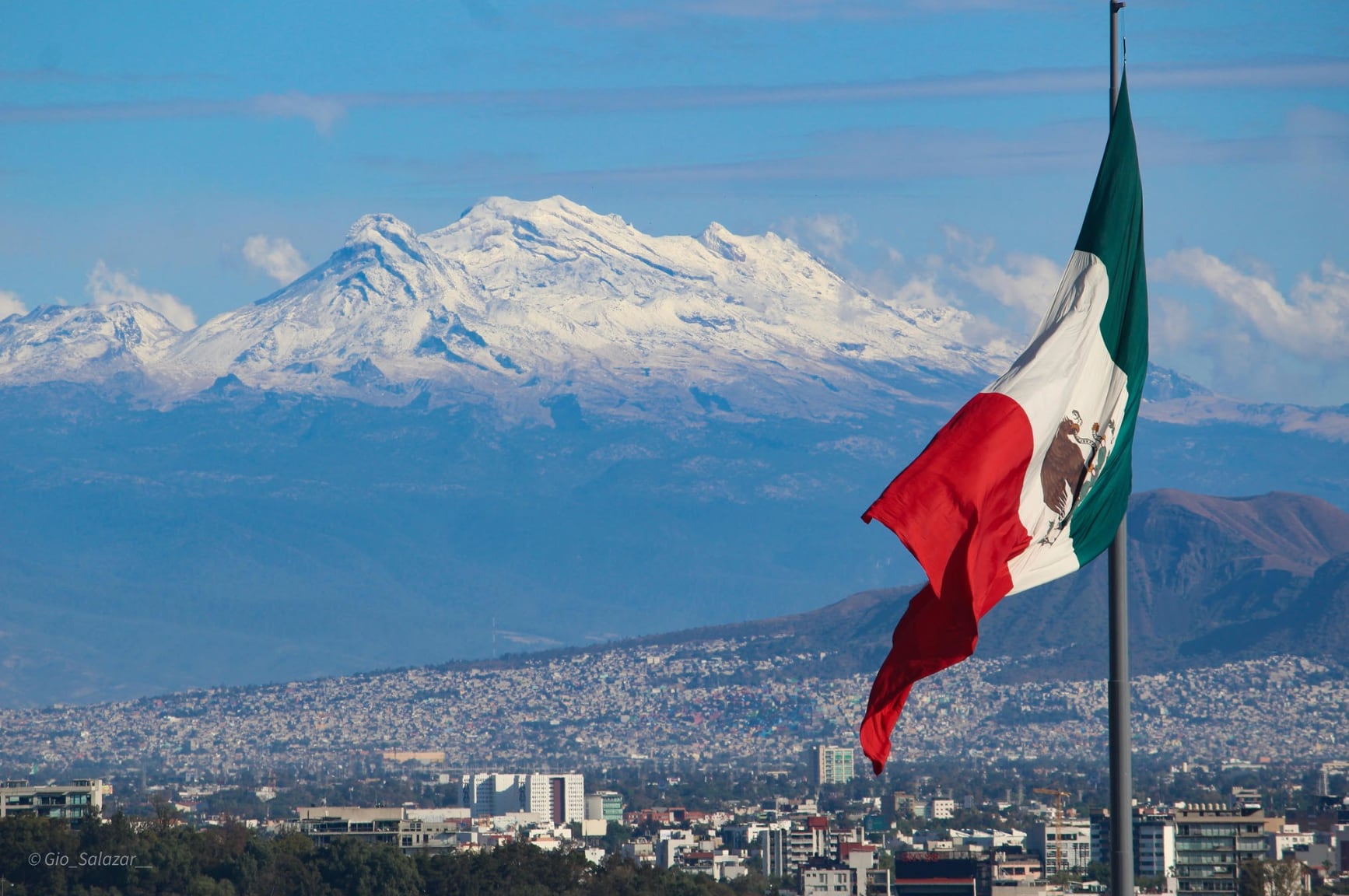 Bandera Nacional de Campo Marte