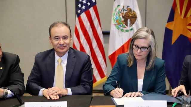 Alfonso Durazo, Katie Hobbs