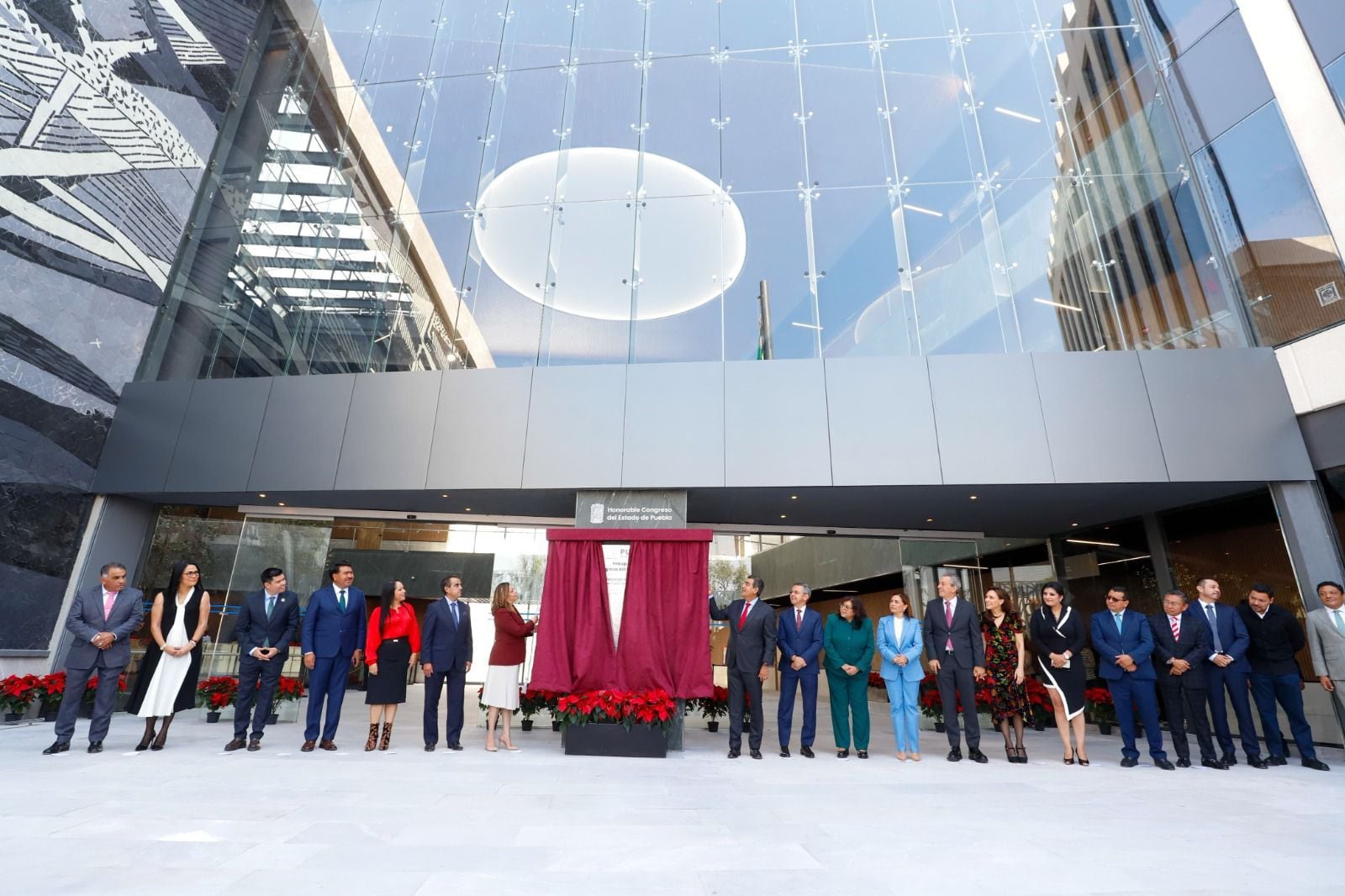Sergio Salomón inaugura nueva sede del Congreso del Estado de Puebla