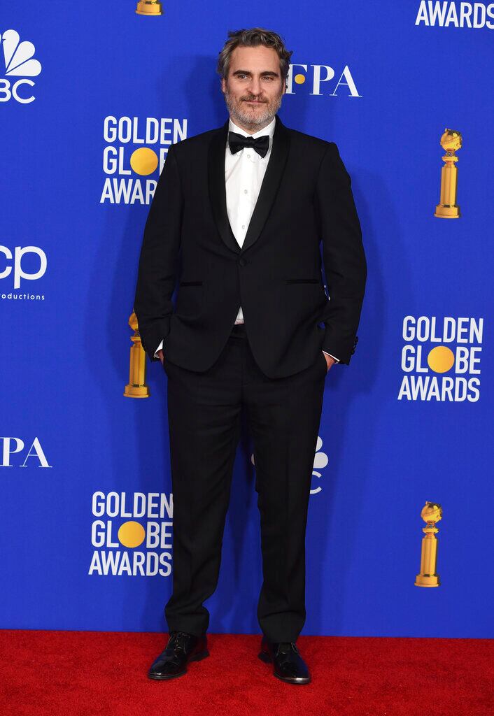 Joaquín Phoenix usará el mismo esmoquin en todas las entregas de premios