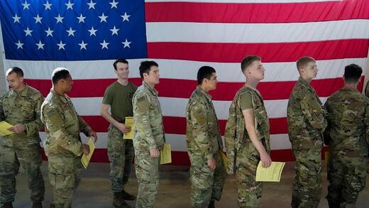 Estados Unidos se queda sin voluntarios... Israel quiere cuerpos a cambio de perdonar deudas