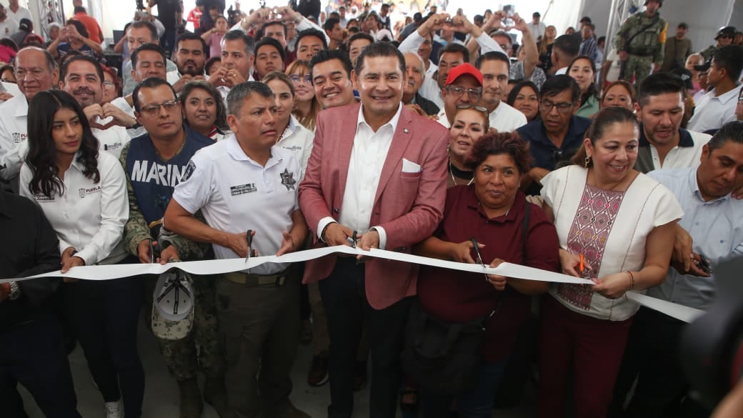 Alejandro Armenta lleva paz y servicios a Guadalupe Hidalgo con Feria Comunitaria del Gobierno de Puebla