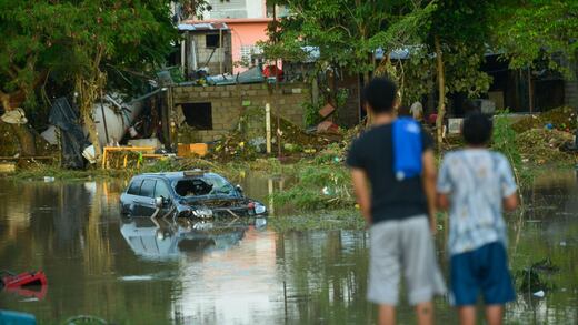 Lluvias extremas en Veracruz: comunidades quedan incomunicadas por colapso de un puente