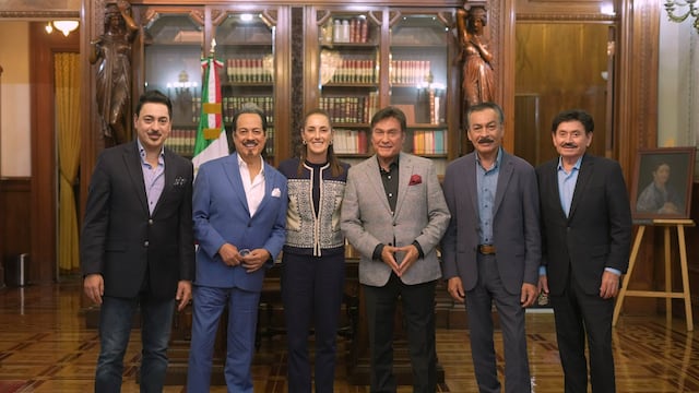 Claudia Sheinbaum recibe a Los Tigres del Norte