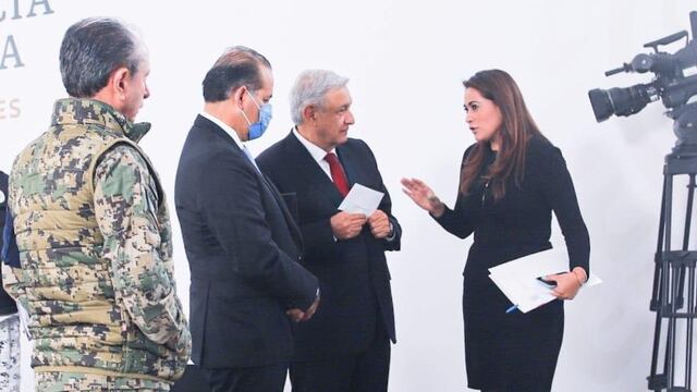 Tere Jiménez entrega petición