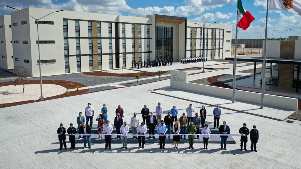 Inaugura Cabeza de Vaca complejo de seguridad en Reynosa