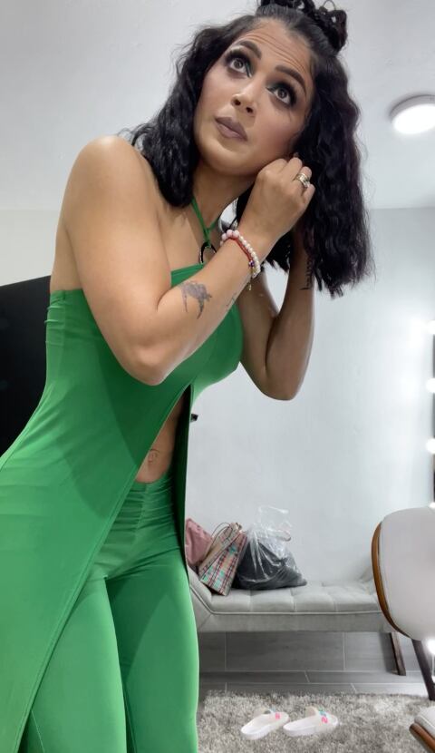 Kimberly Flores