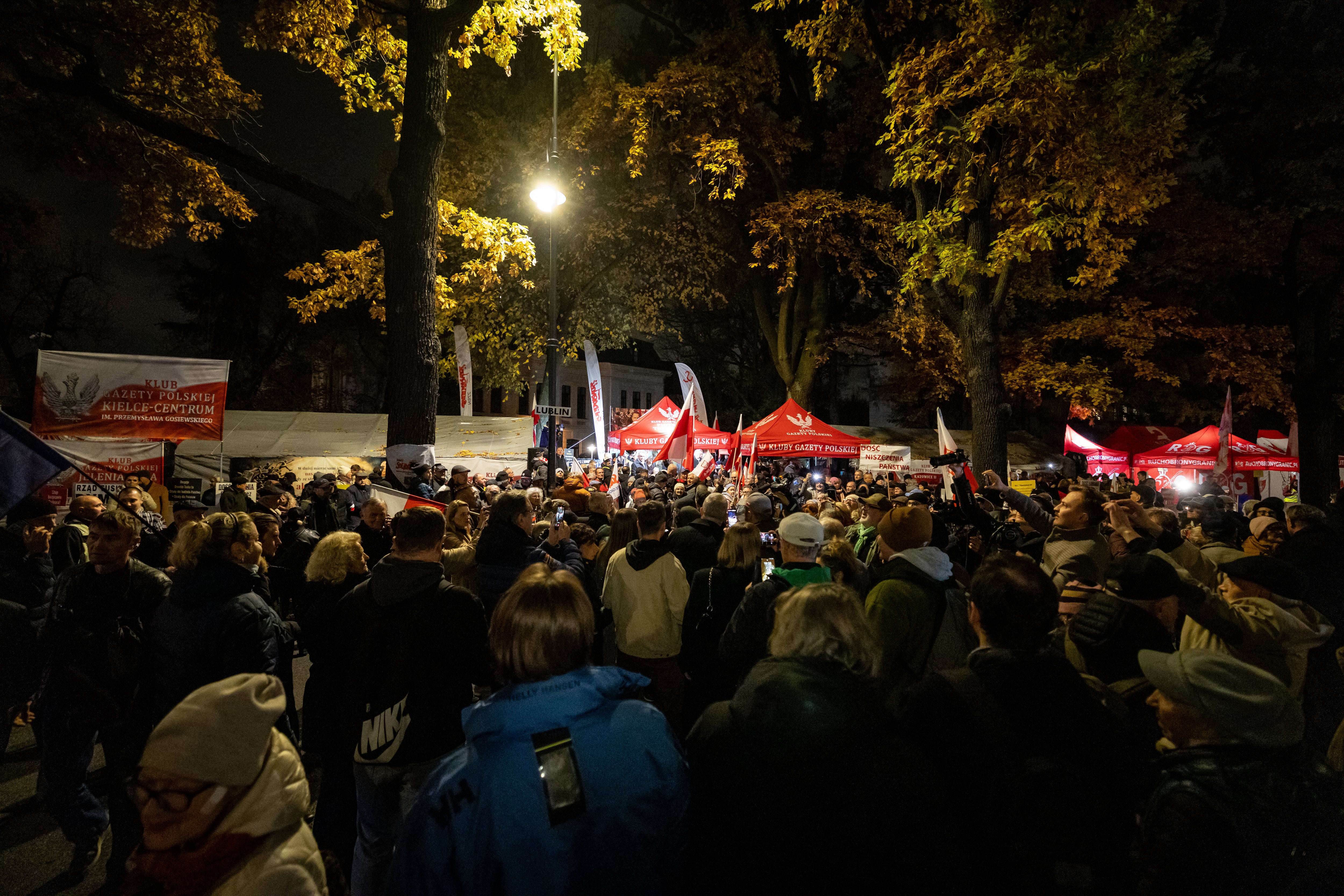 Polonia enfrenta una grave crisis institucional por el enfrentamiento entre Donald Tusk y Karol Nawrocki