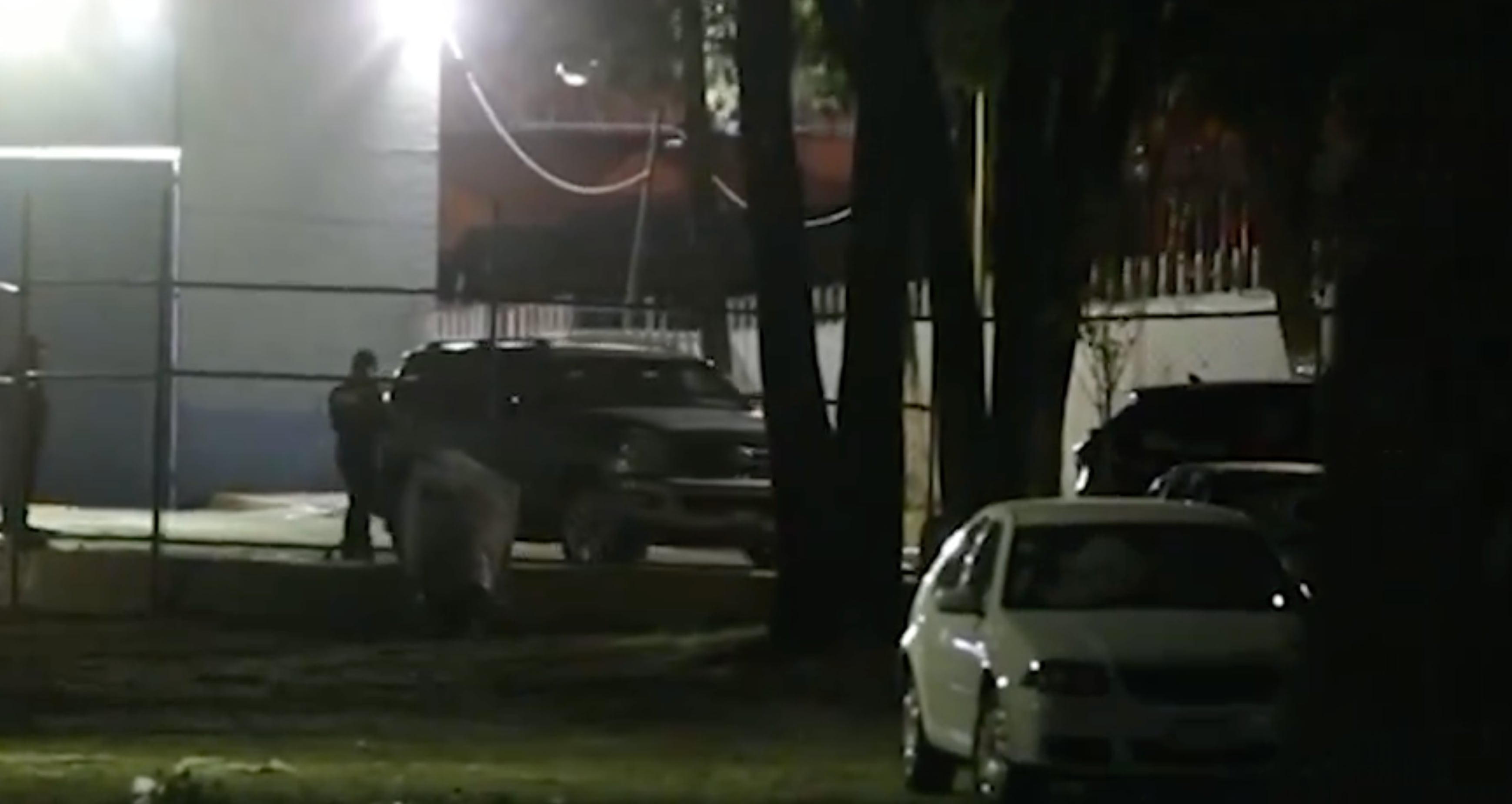 Emilio Lozoya ya salió de la cárcel y abandonó el Reclusorio Norte en una camioneta