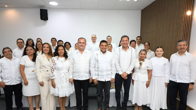 Javier May reconoce labor del Poder Judicial en el Informe Anual de Labores 2025 de Carlos Efraín Reséndez.