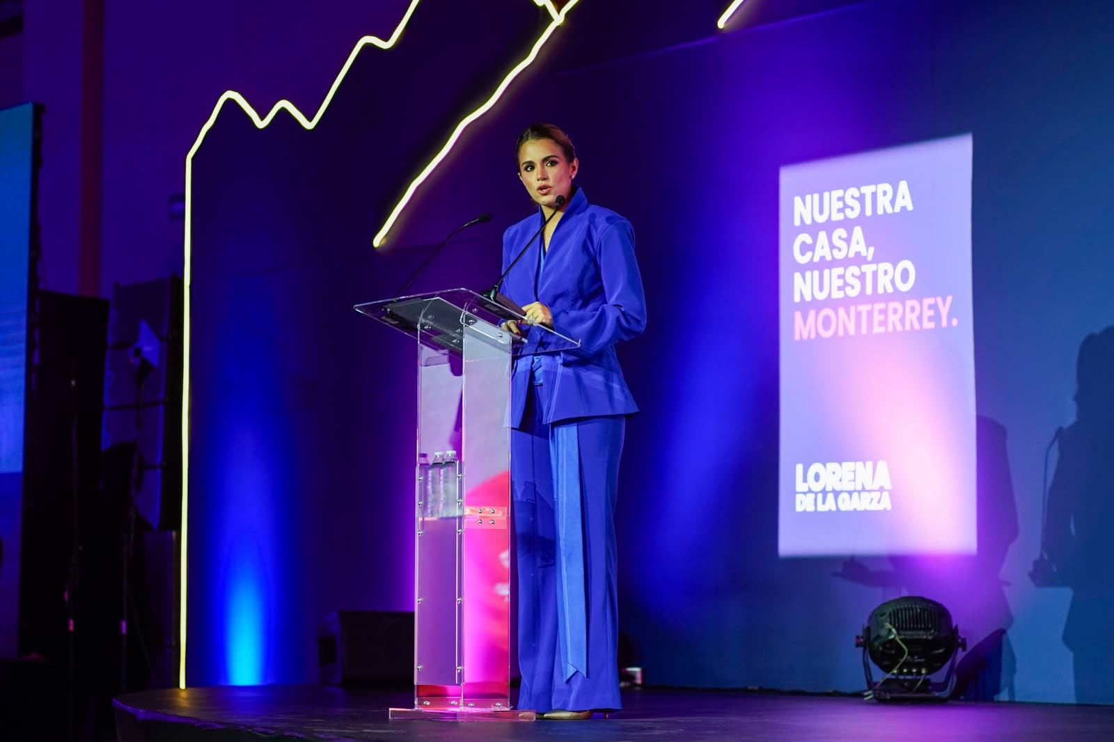 Lorena de la Garza dijo que seguirá escuchando y visitando a las familias de Monterrey.
