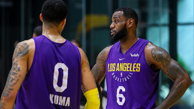 LeBron entrenó este miércoles con normalidad