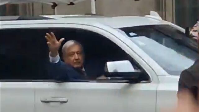 Así se despide el pueblo de AMLO, al abandonar Palacio Nacional