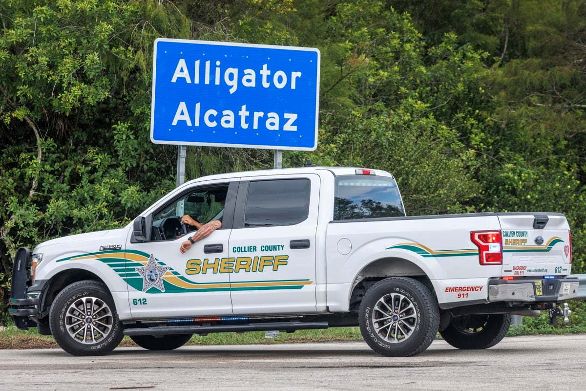 Centro de detención de migrantes, Alligator Alcatraz