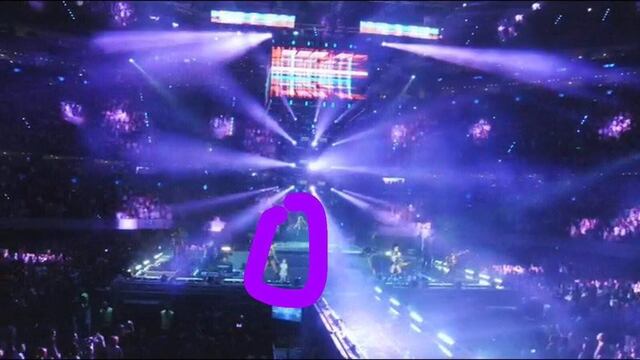 Supuesto fantasma en 90s Pop Tour