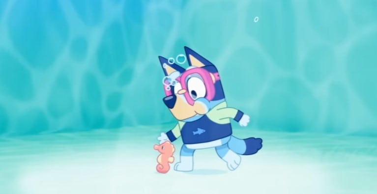 Maratón de Bluey y Bingo haciendo ejercicio