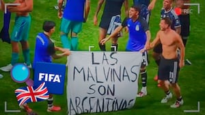 Reino Unido exige a la FIFA investigar a Argentina por lona de las Malvinas