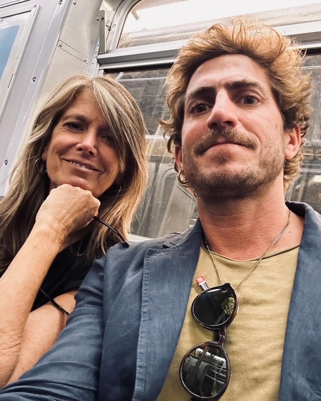 Rafael Olarra con su mamá Lala Olarra.