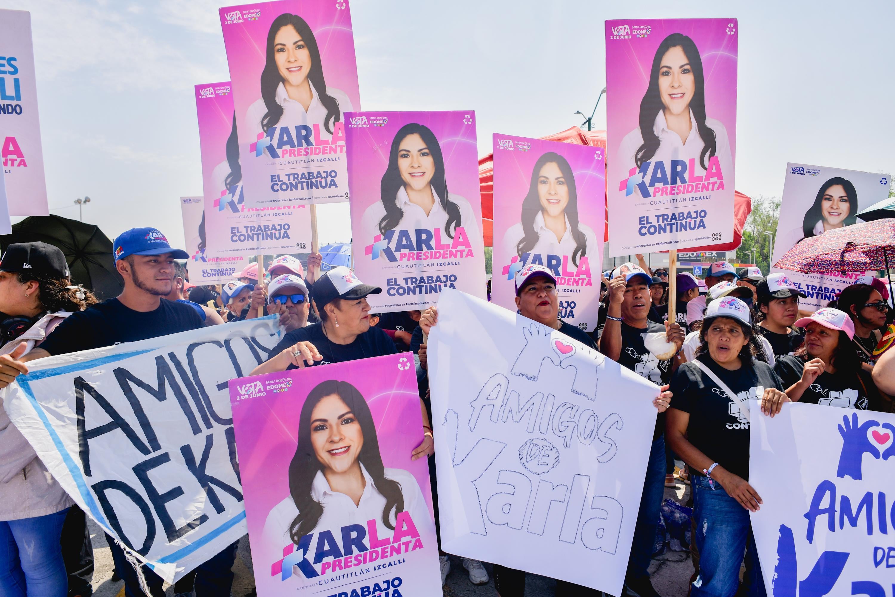 Karla Fiesco en la Caminata de la Unidad por Izcalli