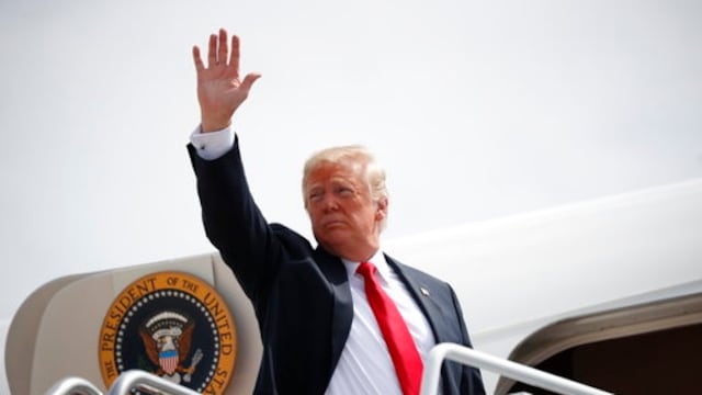 CNN advierte demandas contra la Casa Blanca tras quedar fuera del Air Force One