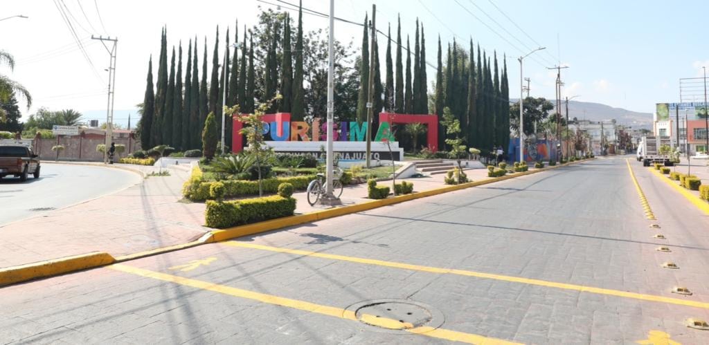 Diego Sinhue Rodríguez entrega obras en los Pueblos del Rincón