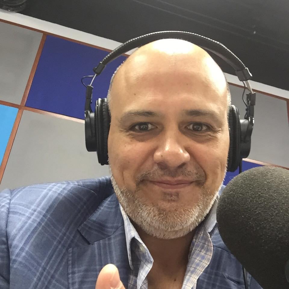 René Franco, locutor.