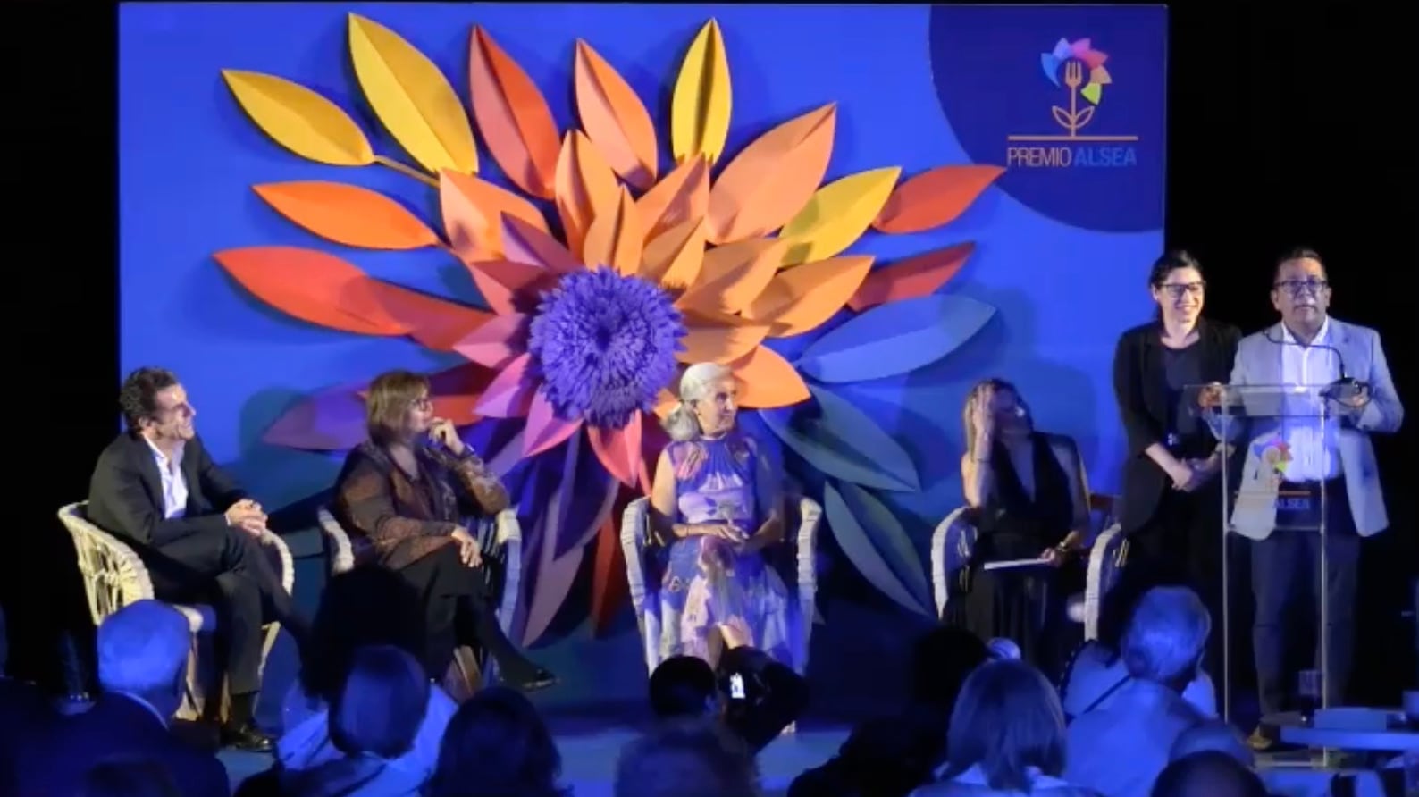 Premio Alsea 2025 fue entregado a Chile por el proyecto "Estudio latinoamericano de alimentación, calidad nutricional y sostenibilidad" del Dr. Samuel Durán Agüero