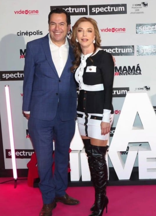 Lalo Salazar y Laura Flores