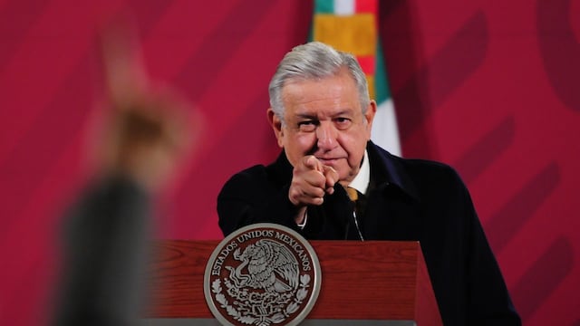 CIUDAD DE MÉXICO, 23NOVIEMBRE2020.- Conferencia mañanera del presidente de México, Andrés Manuel López Obrador, quien estuvo acompañado por el titular de la Procuradoria Federal del Consumidor (PROFECO), Ricardo Sheffield, en donde se informó acerca del la iniciativa que el ejecutivo mandará a los legisladores para erradicar el outsoursing. FOTO: DANIEL AUGUSTO /CUARTOSCURO.COM