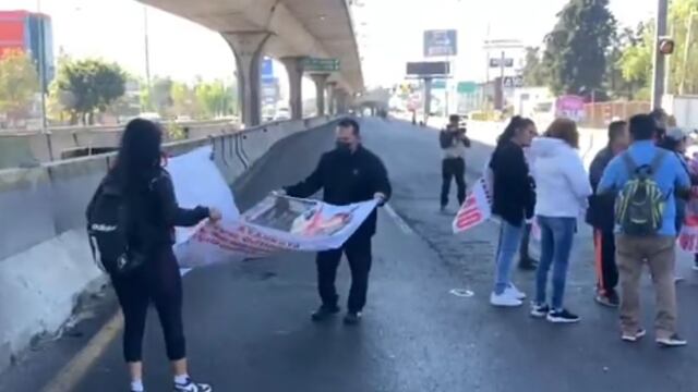 Barberos liberan bloqueo Periférico hoy 12 de febrero tras aceptar mesa de diálogo