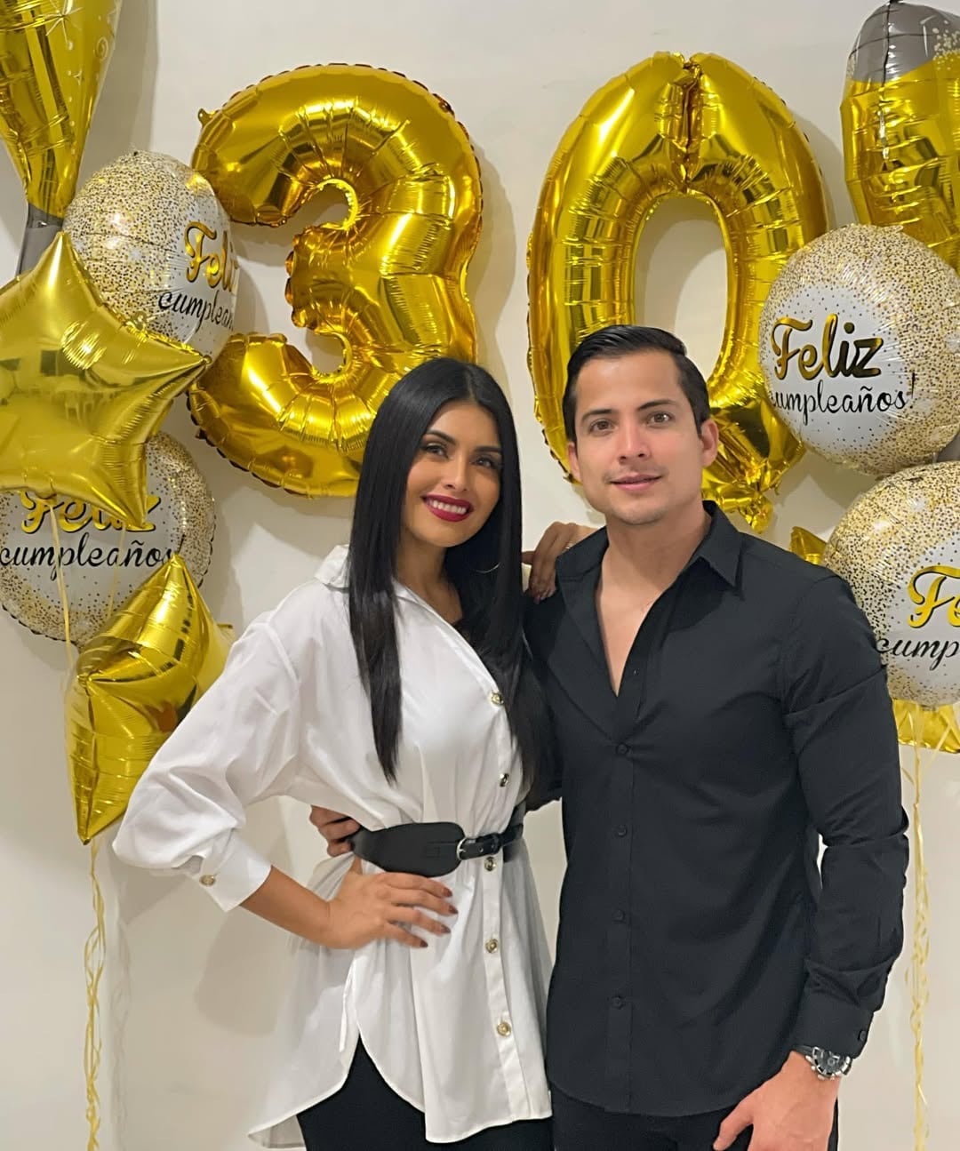 Kristal Silva y Luis Ángel Lores