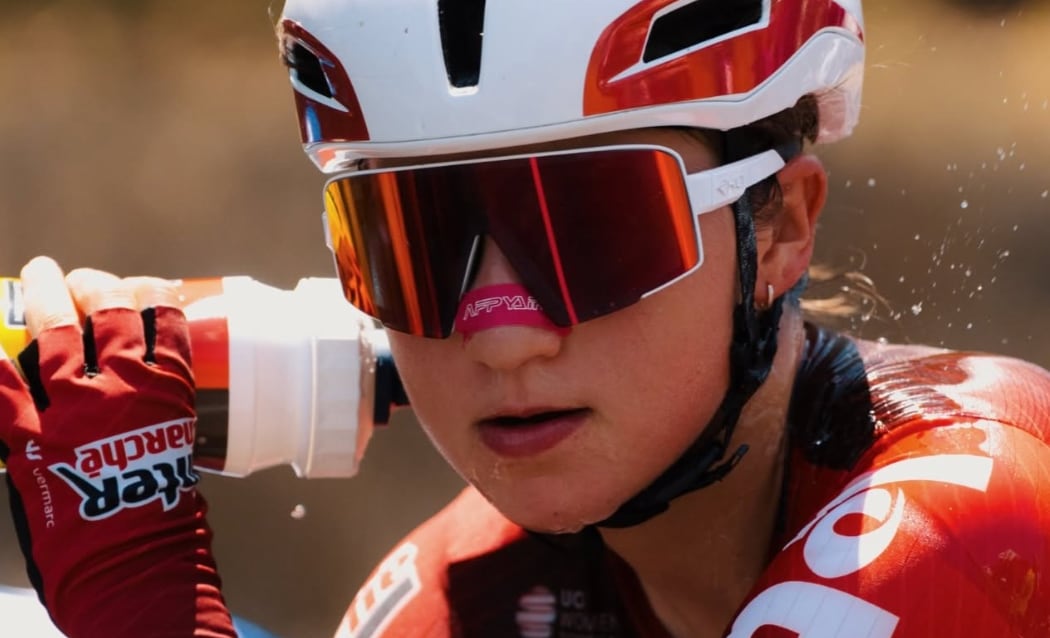 Romina Hinojosa en el Tour de Francia 2026