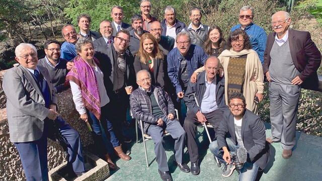 Paco Ignacio Taibo II y su equipo