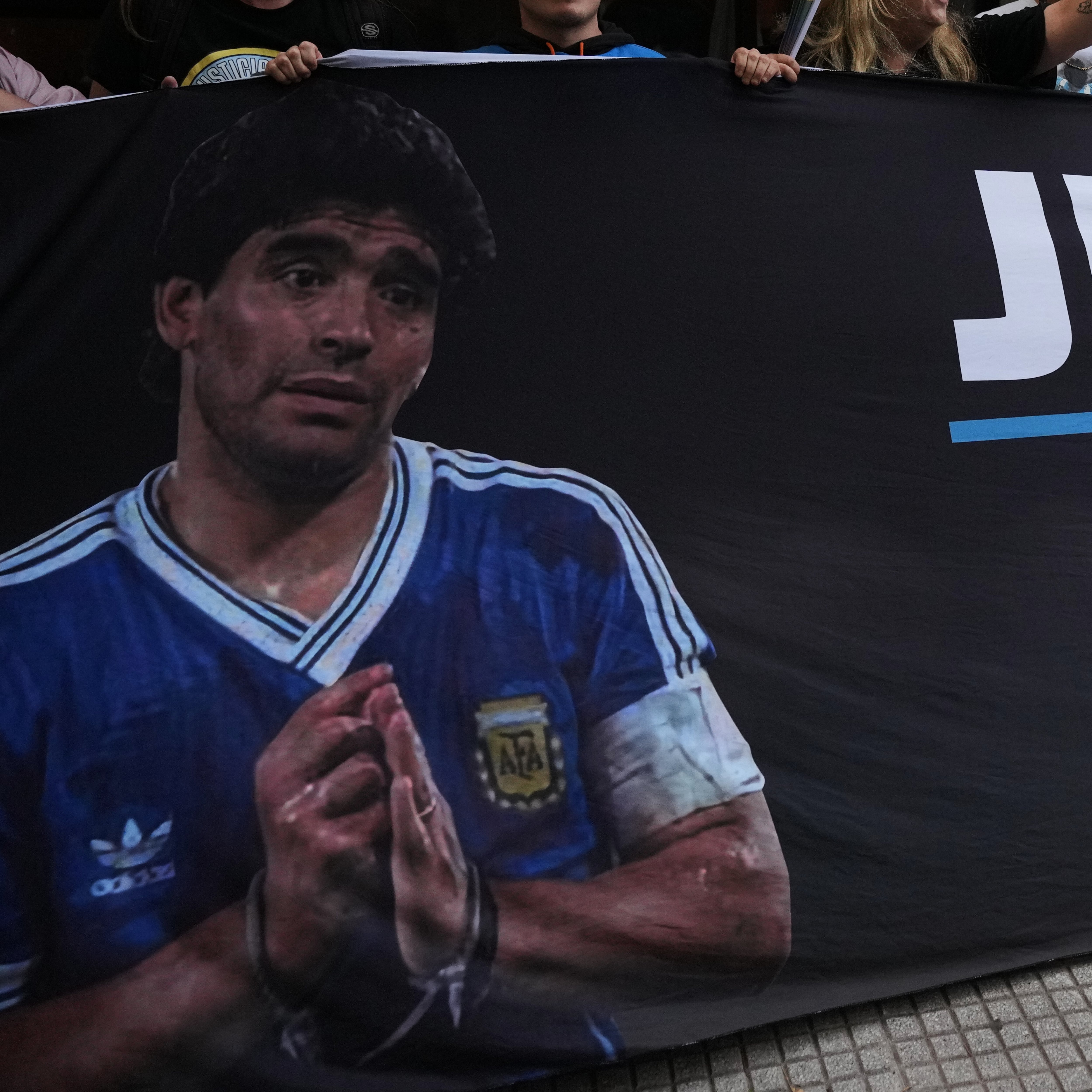 Hija de Maradona arremete contra médico imputado: ‘Me da bronca’