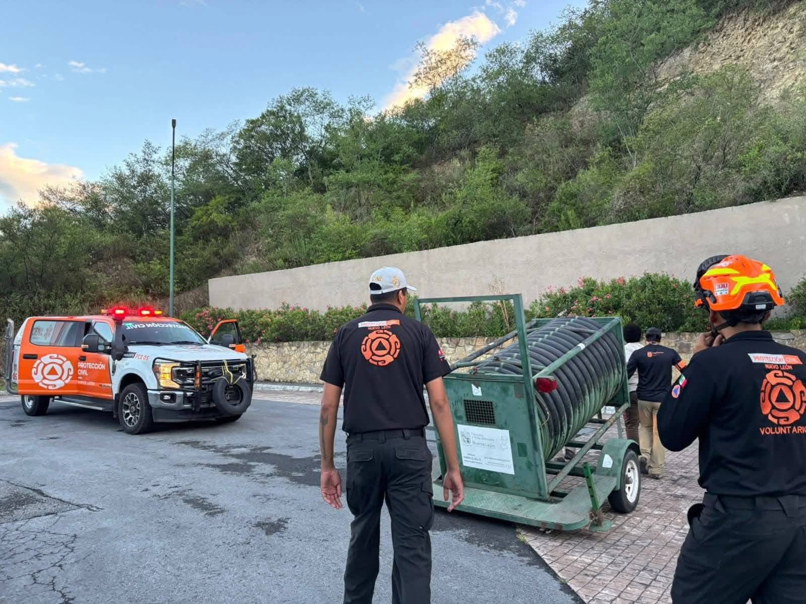 Con una trampa salida de El Coyote y el Correcaminos buscan atrapar al puma suelto en Monterrey