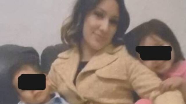 Katia Páramo y sus 2 hijos.