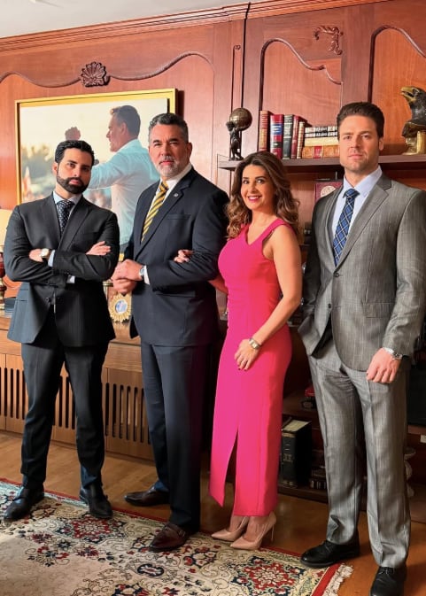 Enrique Ferrer es Eduardo Santamarina