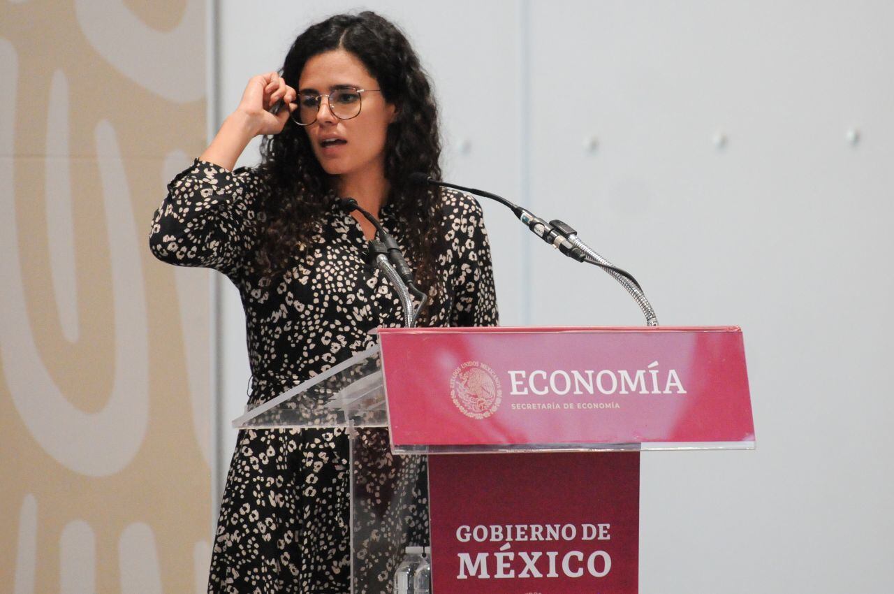 Luisa María Alcalde