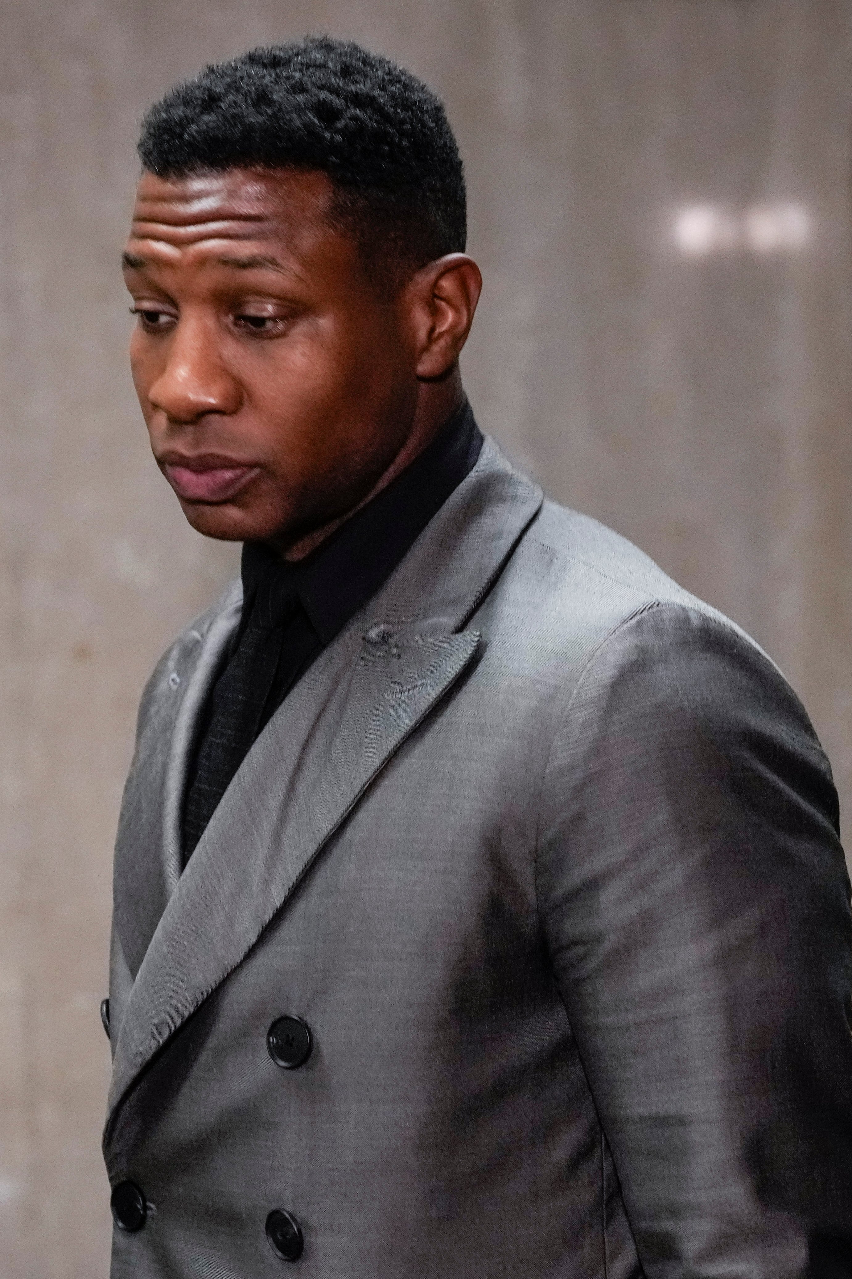 ¿Quién es Jonathan Majors? El actor que arruinó su carrera en Marvel por agresión y acoso
