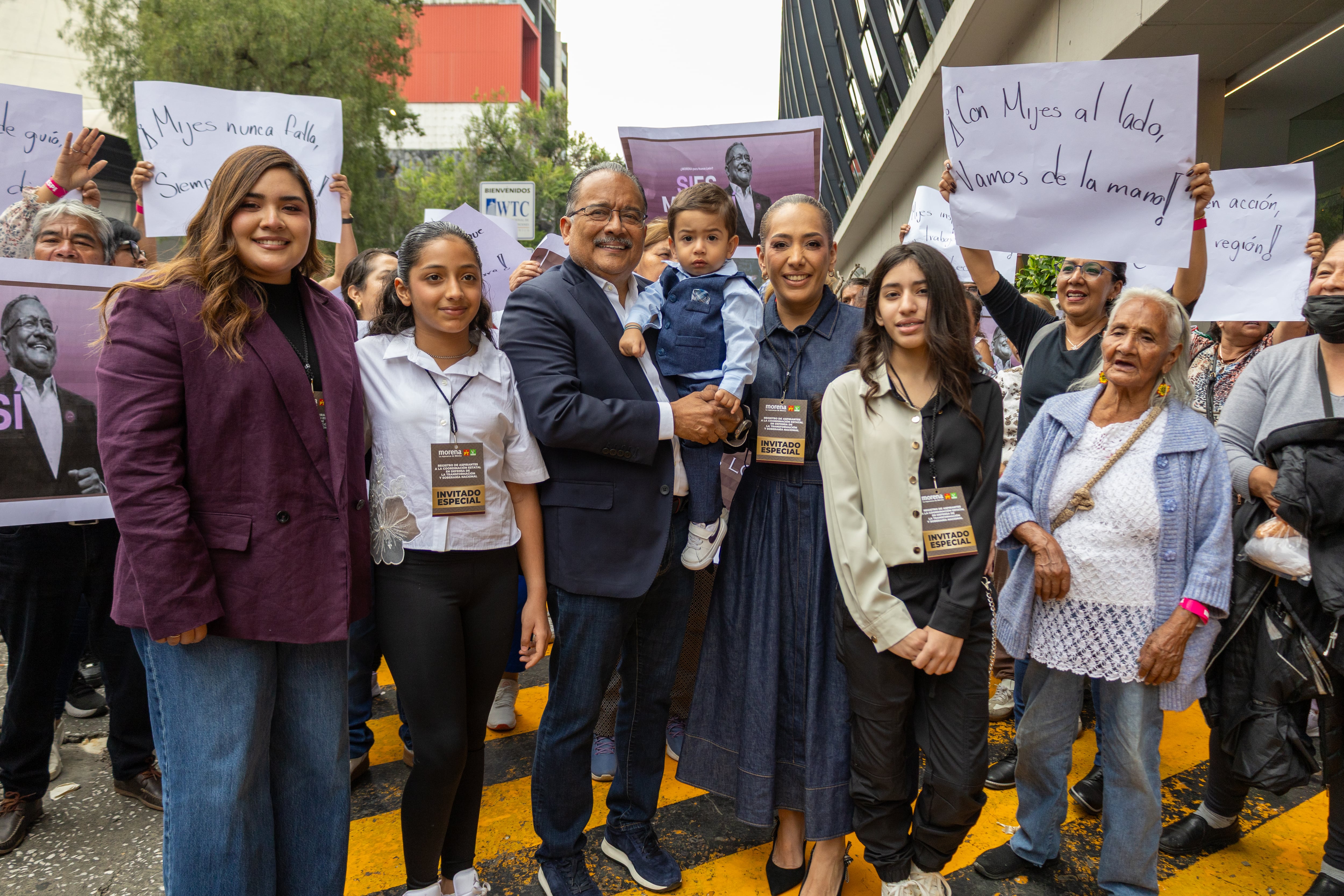 Andrés Mijes formalizó su registro para la Coordinación de la Defensa de la Transformación en Nuevo León y afirmó que busca recuperar los valores del "Nuevo León original".